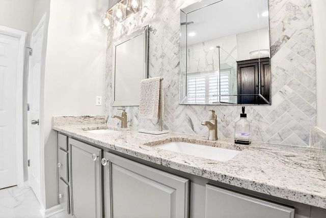 20 Willowbend Dr., Murrells Inlet, SC 29576