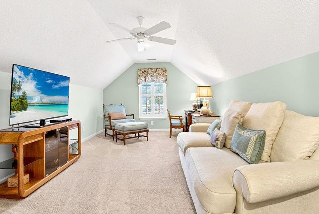 20 Willowbend Dr., Murrells Inlet, SC 29576