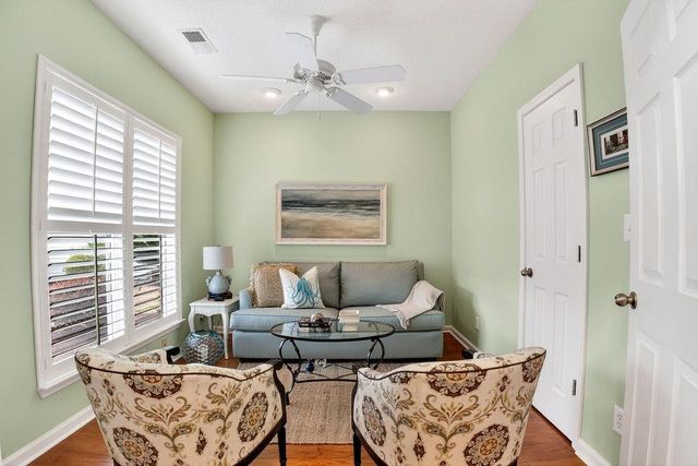 20 Willowbend Dr., Murrells Inlet, SC 29576