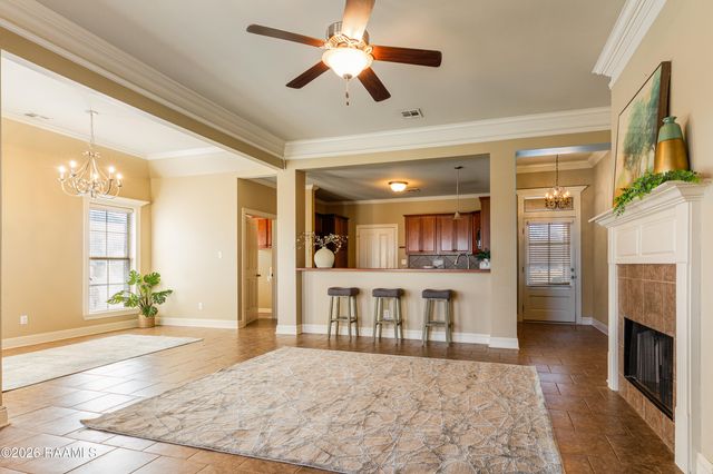 725 Copper Meadows Boulevard, Youngsville, LA 70592