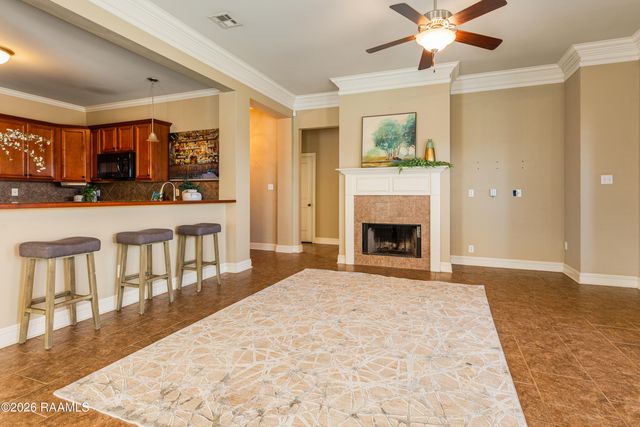 725 Copper Meadows Boulevard, Youngsville, LA 70592