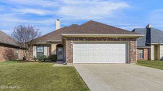 725 Copper Meadows Boulevard, Youngsville, LA 70592