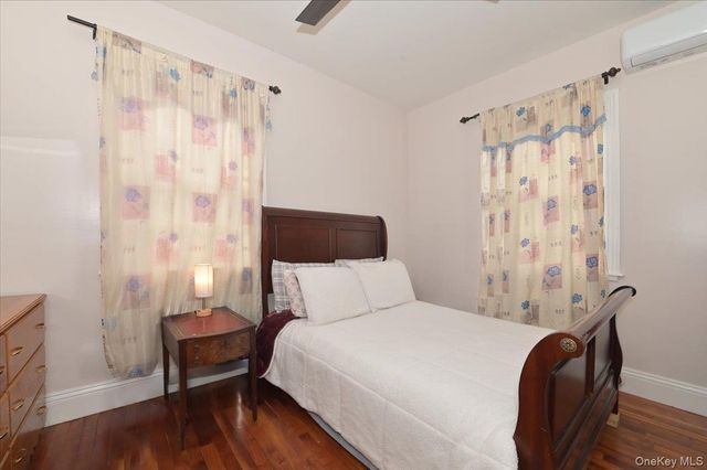 10-11 Bay 24th Street, Far Rockaway, NY 11691