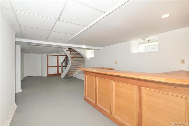 10-11 Bay 24th Street, Far Rockaway, NY 11691