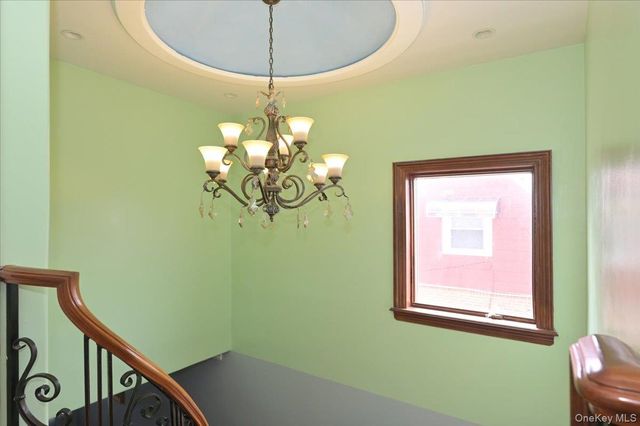 10-11 Bay 24th Street, Far Rockaway, NY 11691