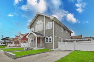 10-11 Bay 24th Street, Far Rockaway, NY 11691