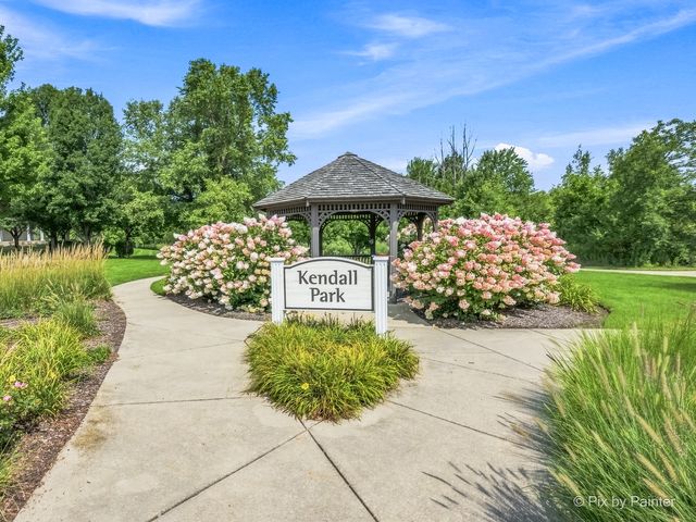 2431 Emily Lane, Elgin, IL 60124