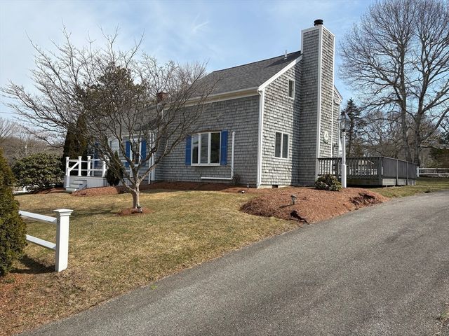 10 Wimbledon Drive, Yarmouth, MA 02673