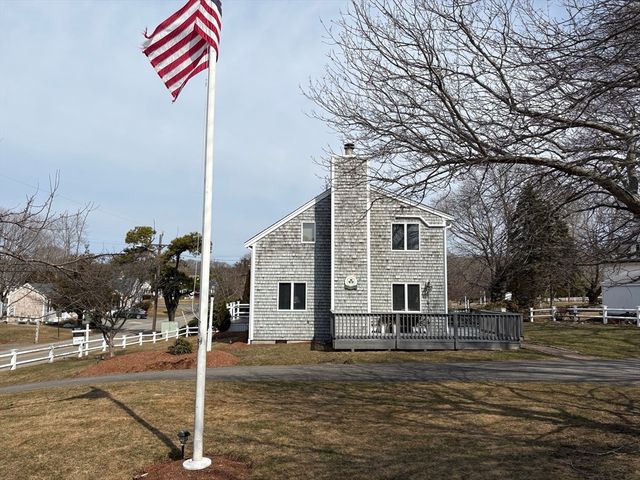 10 Wimbledon Drive, Yarmouth, MA 02673