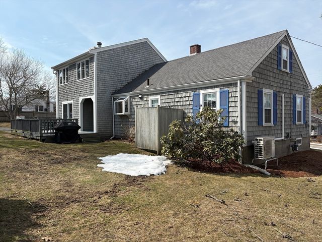 10 Wimbledon Drive, Yarmouth, MA 02673