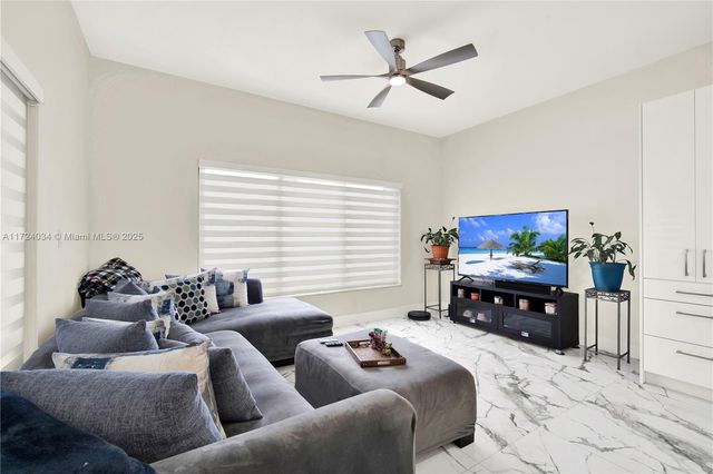 4305 SW 153rd Ter, Miramar, FL 33027