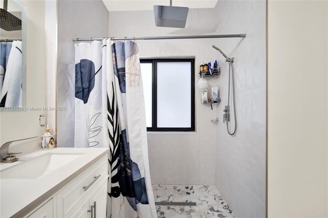 4305 SW 153rd Ter, Miramar, FL 33027