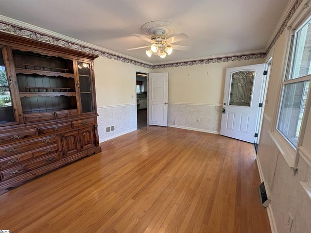 204 Sycamore Drive, Mauldin, SC 29662