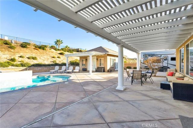 12389 Winesap, Apple Valley, CA 92308