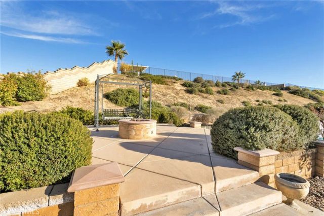 12389 Winesap, Apple Valley, CA 92308