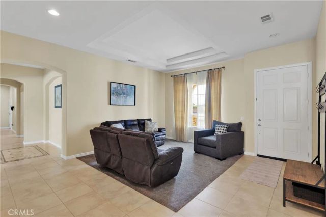 12389 Winesap, Apple Valley, CA 92308