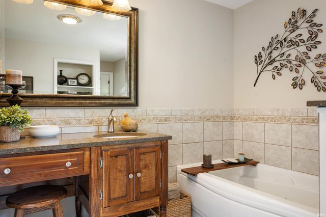 2141 N 100 East, Hartford City, IN 47348