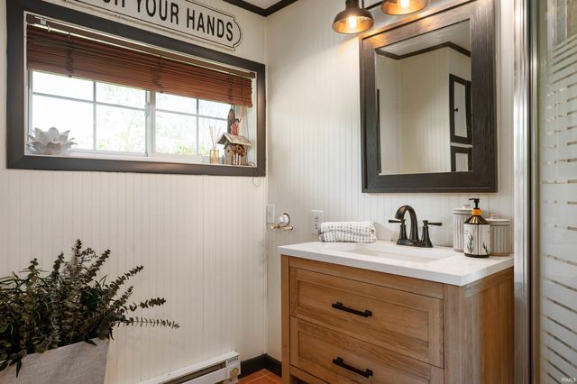 2141 N 100 East, Hartford City, IN 47348