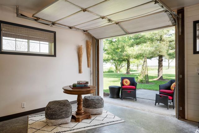 2141 N 100 East, Hartford City, IN 47348