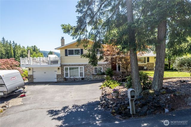 2408 N Greeley Drive, Kelso, WA 98626