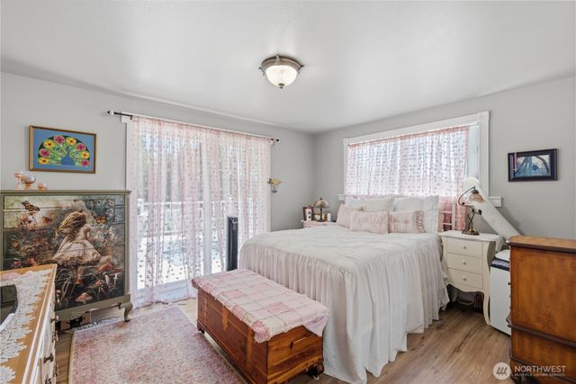 2408 N Greeley Drive, Kelso, WA 98626