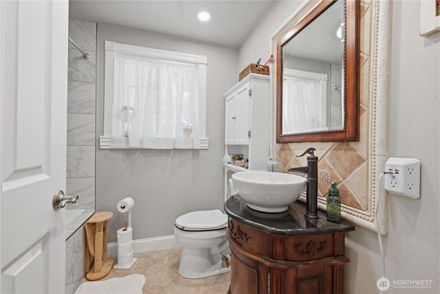2408 N Greeley Drive, Kelso, WA 98626