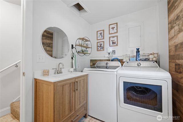 2408 N Greeley Drive, Kelso, WA 98626