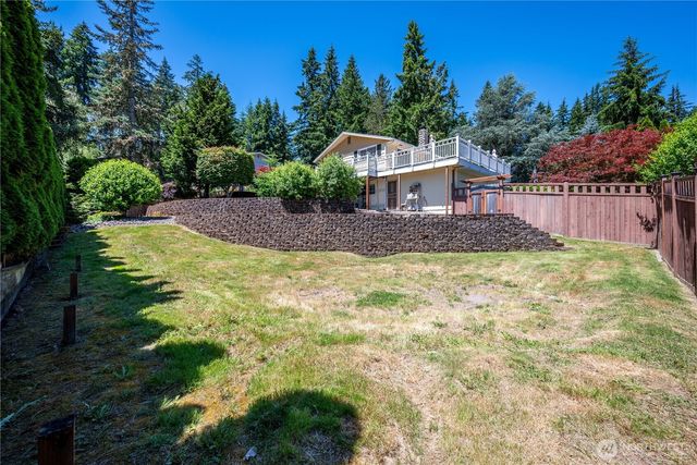 2408 N Greeley Drive, Kelso, WA 98626