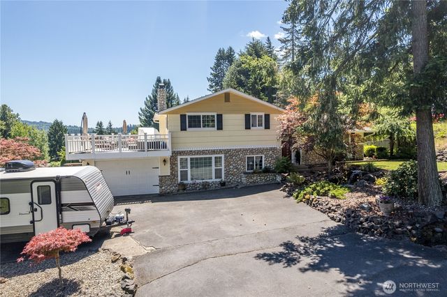 2408 N Greeley Drive, Kelso, WA 98626