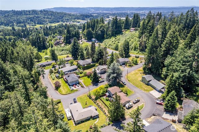 2408 N Greeley Drive, Kelso, WA 98626