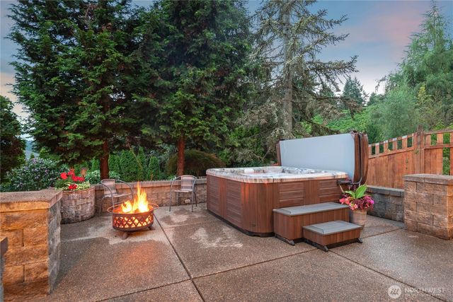 2408 N Greeley Drive, Kelso, WA 98626
