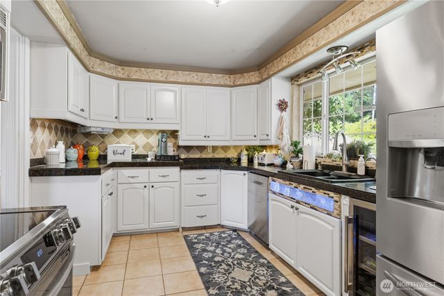 2408 N Greeley Drive, Kelso, WA 98626