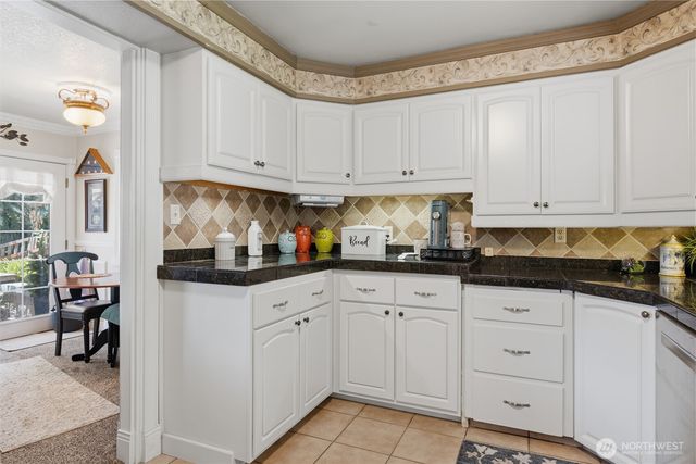 2408 N Greeley Drive, Kelso, WA 98626