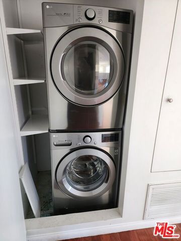 10389 Almayo Avenue 102, Los Angeles, CA 90064