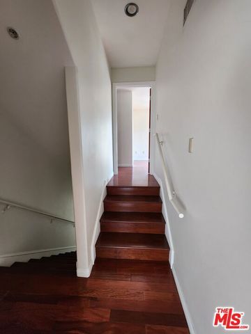 10389 Almayo Avenue 102, Los Angeles, CA 90064