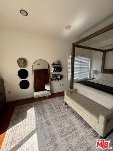 10389 Almayo Avenue 102, Los Angeles, CA 90064