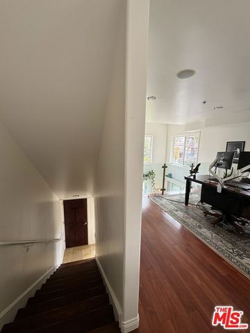 10389 Almayo Avenue 102, Los Angeles, CA 90064