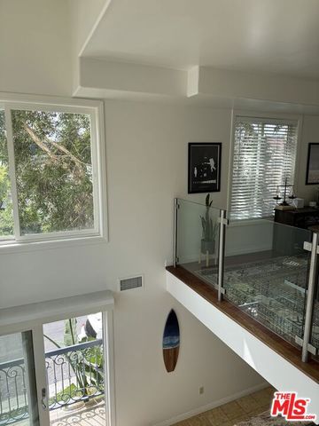 10389 Almayo Avenue 102, Los Angeles, CA 90064