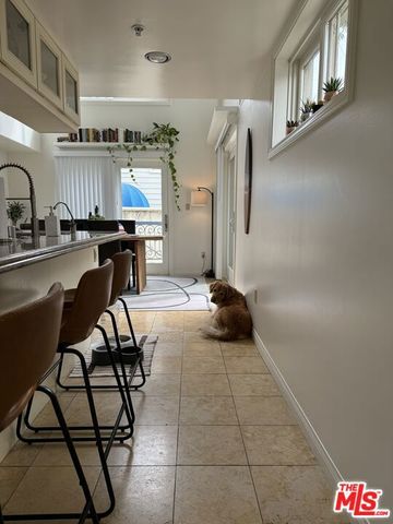 10389 Almayo Avenue 102, Los Angeles, CA 90064