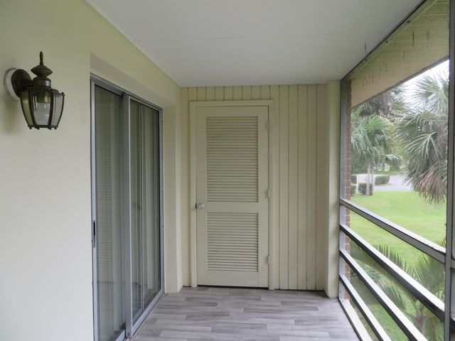 37 Vista Gardens Trail 201, Vero Beach, FL 32962
