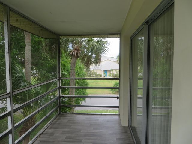 37 Vista Gardens Trail 201, Vero Beach, FL 32962