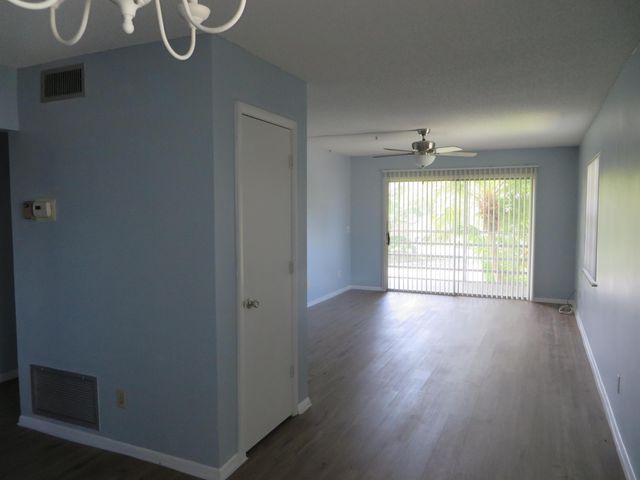 37 Vista Gardens Trail 201, Vero Beach, FL 32962