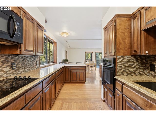 34880 Ne CORRAL CREEK Rd, Newberg, OR 97132