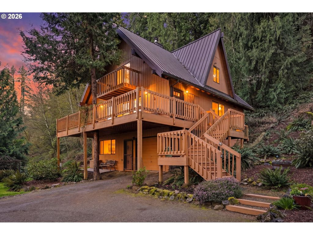 34880 Ne CORRAL CREEK Rd, Newberg, OR 97132