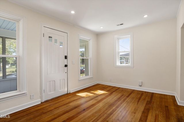 1320 Oakwood Avenue, Raleigh, NC 27610
