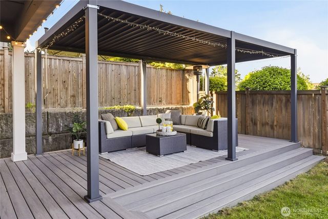 13006 135th Place NE, Kirkland, WA 98034