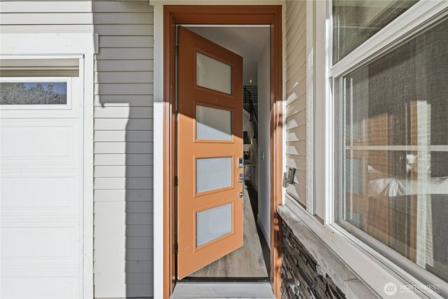 13006 135th Place NE, Kirkland, WA 98034