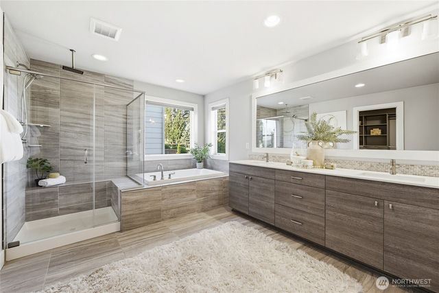 13006 135th Place NE, Kirkland, WA 98034