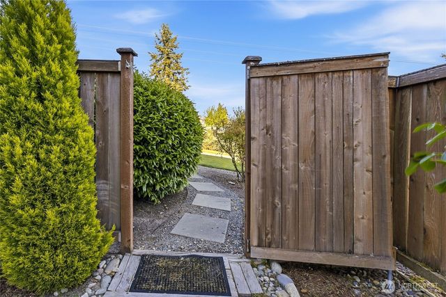 13006 135th Place NE, Kirkland, WA 98034