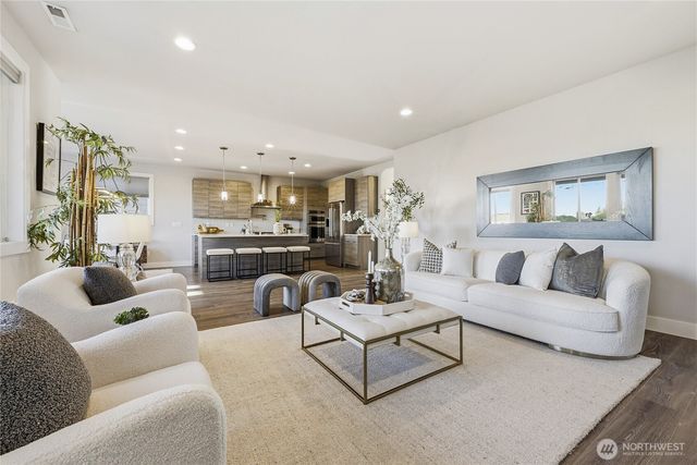 13006 135th Place NE, Kirkland, WA 98034